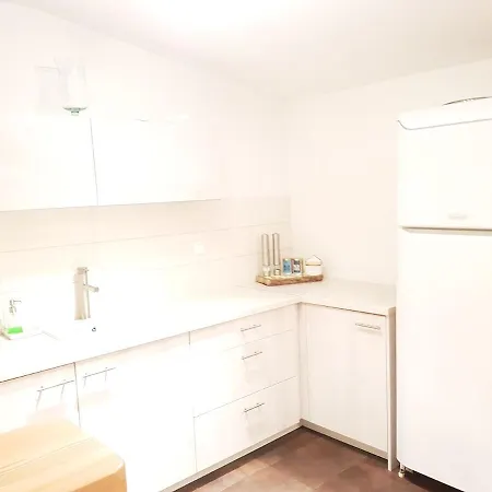 Apartman Val * Poljana (Ugljan)